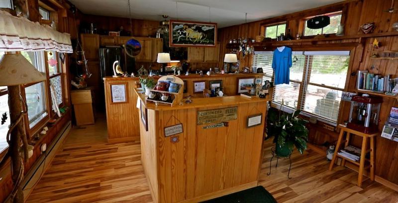 Alpine Inn Little Switzerland Ngoại thất bức ảnh