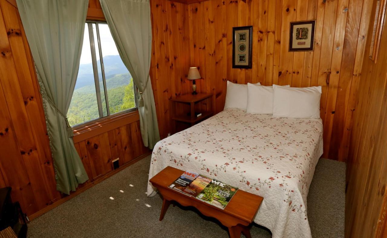 Alpine Inn Little Switzerland Ngoại thất bức ảnh